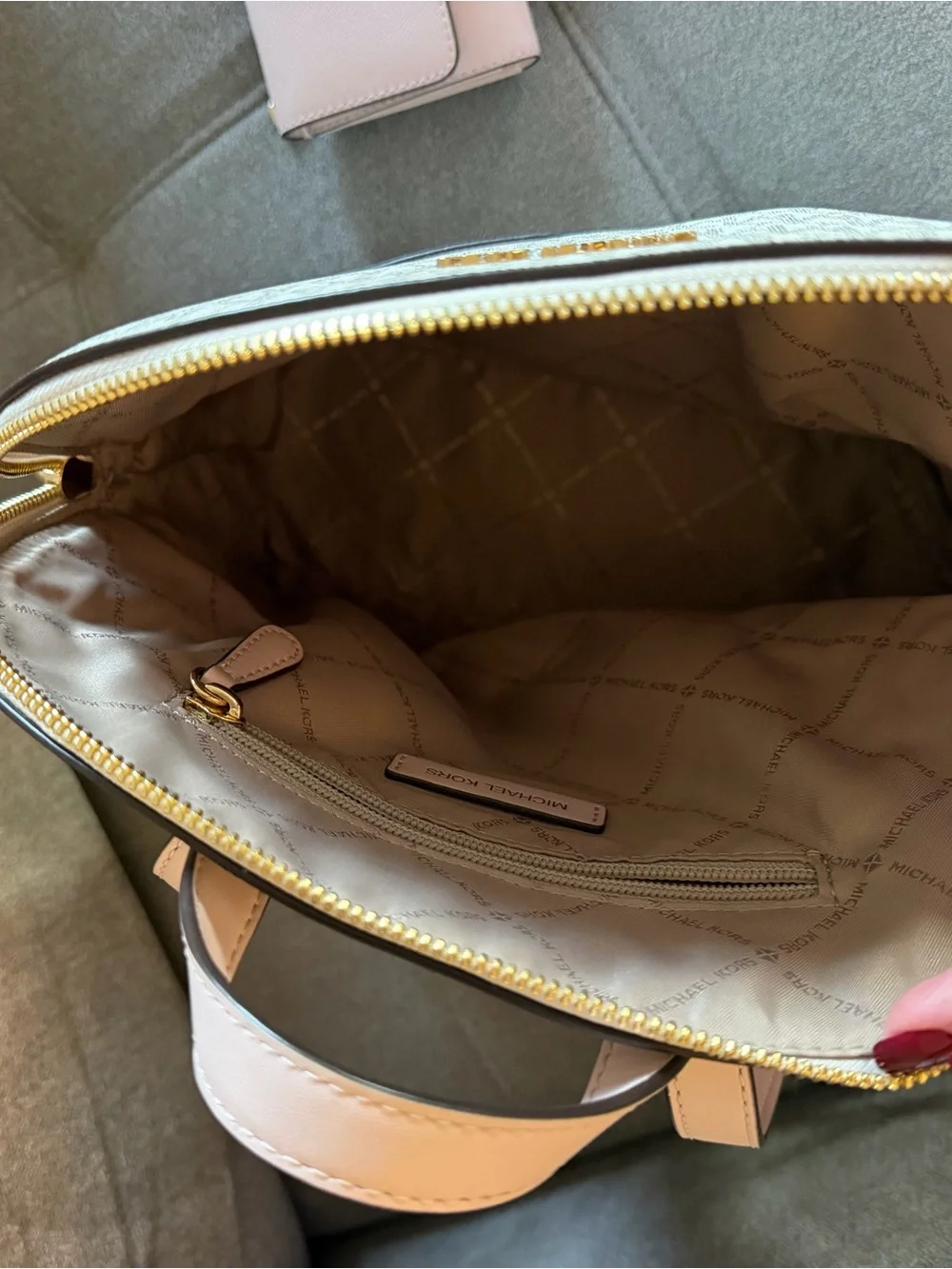 Michael Kors Signature Cream and Pale Pink Backpack with Matching Wallet